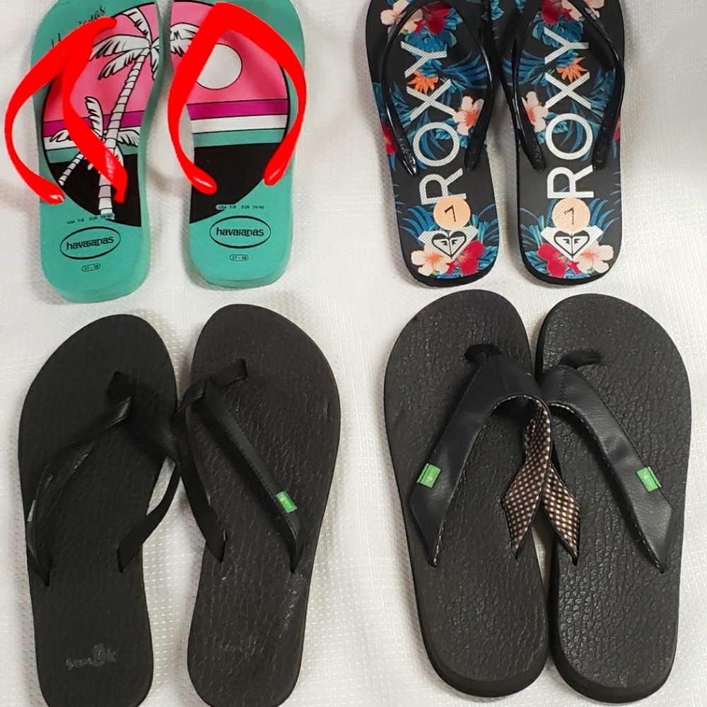 5 pairs of sandals (size 7)